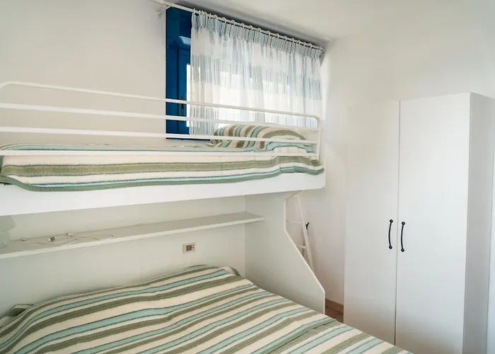 Enjoy The Sea View From Our Spacious Balcony Appartamento