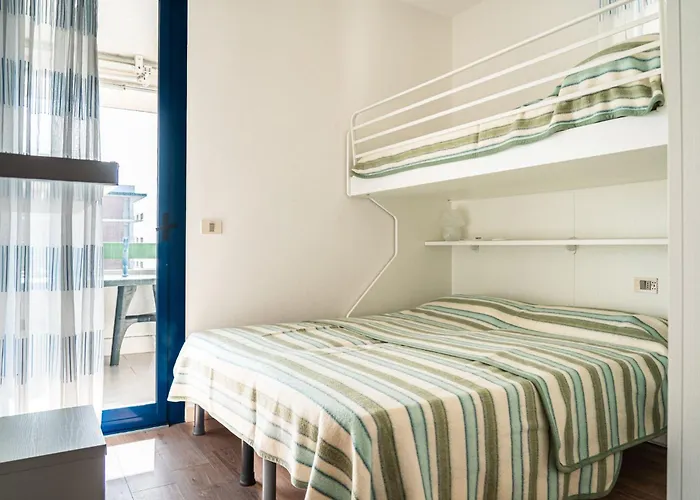 Apartment Enjoy The Sea View From Our Spacious Balcony *