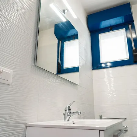 Enjoy Our Spacious Sea View Terrace In Appartement *