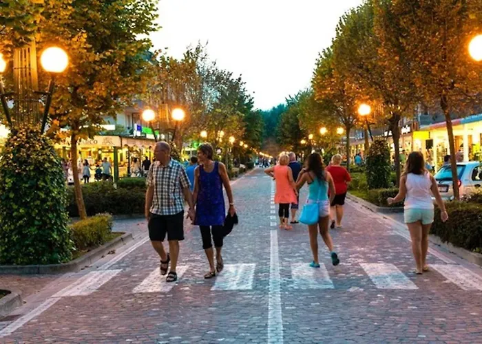 Apartament Enjoy The Sea View From Our Spacious Balcony *