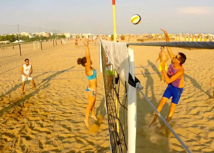 Enjoy The Sea View From Our Spacious Balcony Apartament *